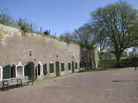 905567 Gezicht op het gerestaureerde hoofdgebouw van fort Blauwkapel te Utrecht.
